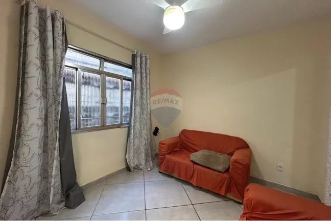 Imagem Casa á venda com 3 quartos com 99m² em Costa Barros.Rio de Janeiro.
