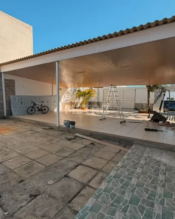 Imagem Casa Caminho do Sol, Três quartos, sendo dois suítes, uma com closet