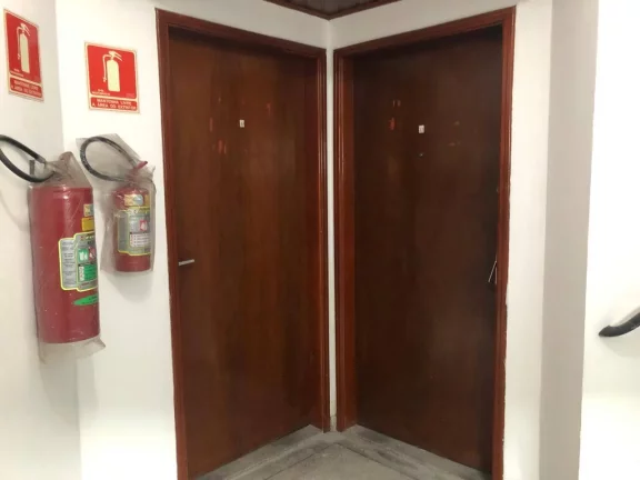 Imagem Prédio Comercial em Santos para locação com 1000m² com elevador!