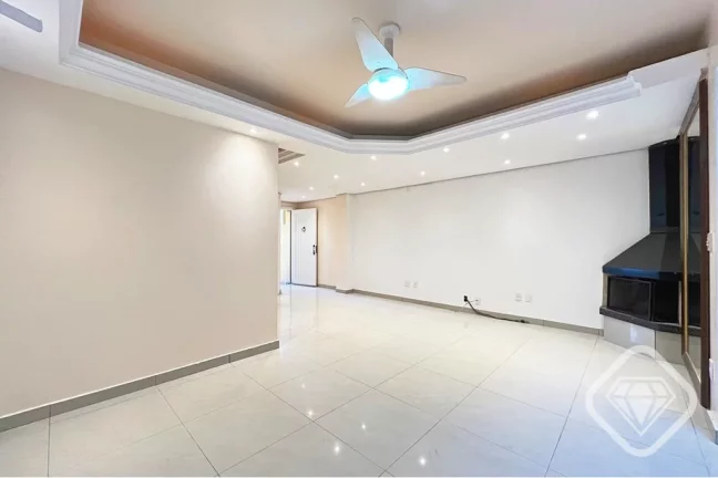Imagem Casa especial no coraÃ§Ã£o do bairro Tristeza, um refÃºgio moderno com charme e conforto

Uma residÃ...