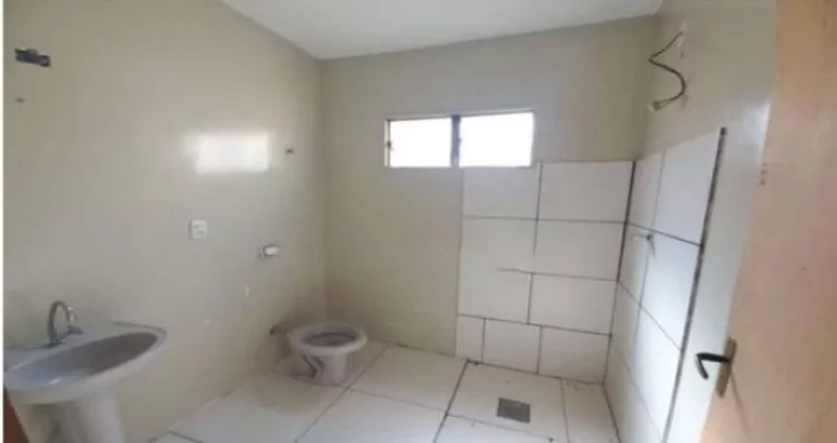 Imagem VENDE-SE ÓTIMA CASA 02 DORMITORIOS SENDO UMA SUITE ARAÇATUBA SP