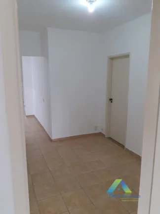 Imagem CASA TÉRREA COM 4 DORMITÓRIOS, 5 VAGAS E PISCINA EM JARDIM DA SAÚDE/SP!