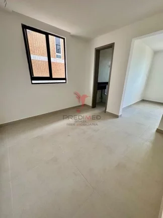 Imagem Cobertura à venda no bairro de Mangabeira VIII