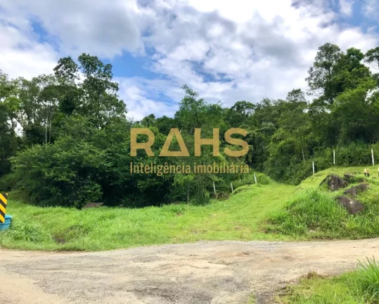 Imagem Amplo terreno de frente para a BR 101, em Pirabeiraba, Joinville. Baixou de R$1.990.000,00 por R$1.8...