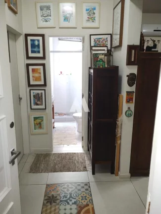 Imagem Apartamento à venda com 1 dormitório e varanda envidraçada no Boqueirão de Santos/SP