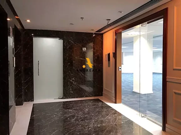 Imagem Centro - Rua do Passeio - Alugo maravilhoso andar comercial com 372m² - Pronto para uso - R$16.000,00