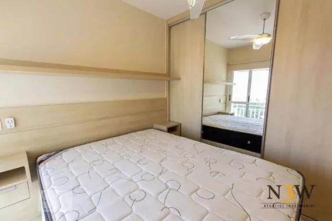 Imagem Apartamento mobiliado à venda na Barra Funda São Paulo SP com 2 dormitórios, 1 suíte, 2 vagas de garagem e 70m².