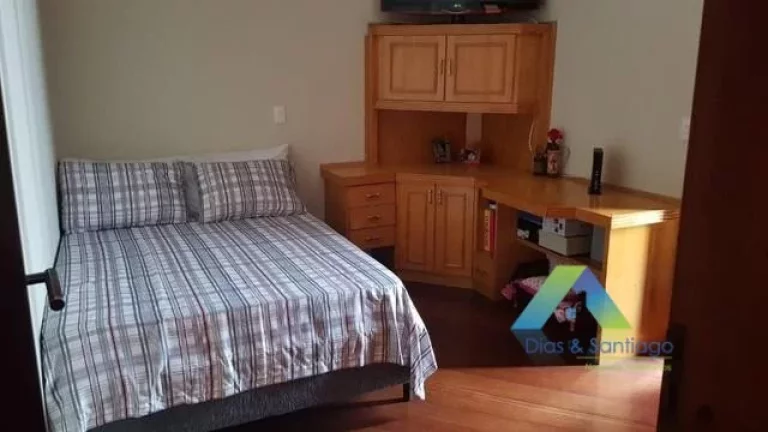 Imagem Lindo apartamento com localização mprivilegiada a poucos minutos do Shopping ABC com 3 dormitórios,2 vagas excelente oportunidade!