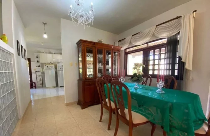 Imagem Casa à Venda no Morada da Praia - Espaçosa com 4 Suítes e 640m²!