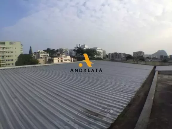 Imagem Prédio/Edifício Inteiro à venda no condomínio Imóvel de rua Jacarepaguá