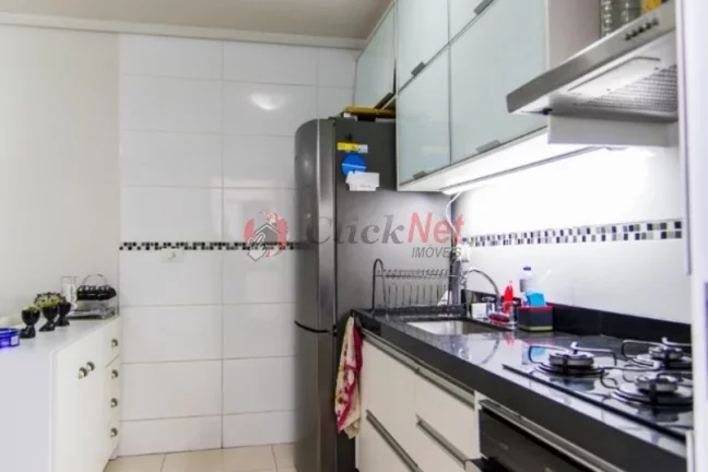 Imagem Apartamento à Venda com 2 dormitórios e vaga em prédio sem condomínio no bairro Parque Novo Oratório em Santo André