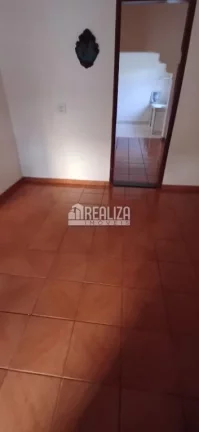 Imagem Casa à venda com piscina no bairro Fabrício em Uberaba