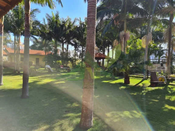 Imagem Espetacular Sítio dentro da Cidade com 36.000m² em Piracaia