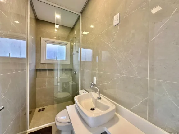Imagem Casa em Condominio 4 Dormitórios - Bairro Capão Novo