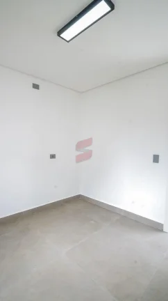 Imagem CASA com 4 dormitórios à venda com 190m² por R$ 1.199.000,00 no bairro Santa Cândida - CURITIBA / PR