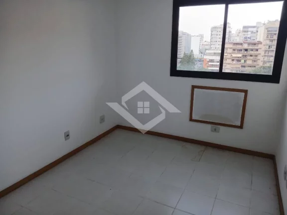 Imagem Vende Cobertura Duplex 180m2 com 4 quartos - 2 suítes e 2 vagas