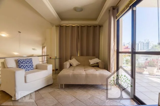 Imagem Ampla Casa com 5 Quartos à Venda
