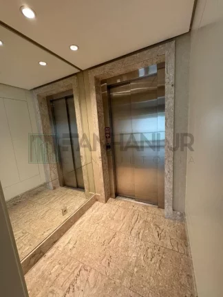 Imagem Oportunidade única: Apartamento de luxo com 3 quartos na Vila Nova Conceição, São Paulo-SP - 157m², 3 suítes, 3 salas, 4 banheiros, 3 vagas!