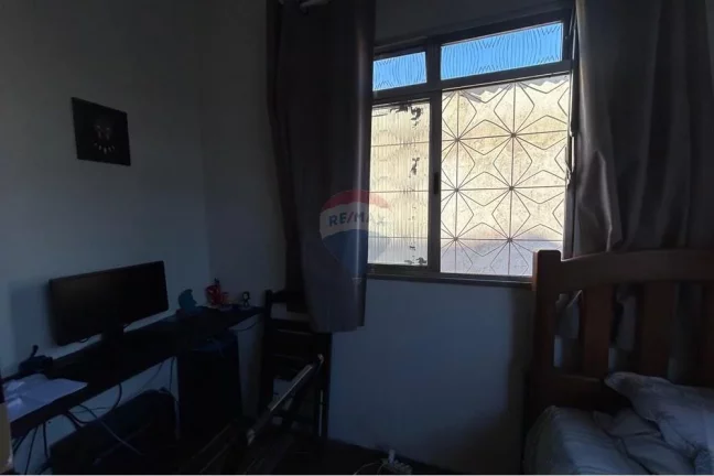 Imagem Casa á venda com 3 quartos com 99m² em Costa Barros.Rio de Janeiro.