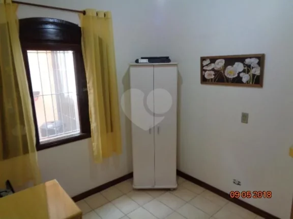 Imagem Casa Térrea à venda com 3 quartos, sendo 3 suítes, em Vila Sônia, São Paulo - SP