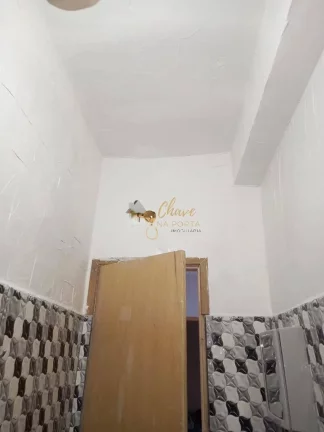 Imagem Sobrado com 4 casas à venda no Embu das Artes