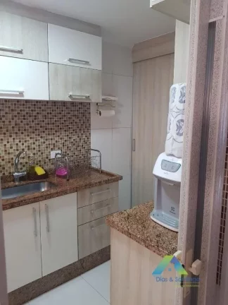 Imagem Sobrado em vila fechada a 15 minutos da estação do metro Vergueiro, e a 800 metros do parque da Aclimação, 2 dormitórios sendo 1 suíte com edícula.