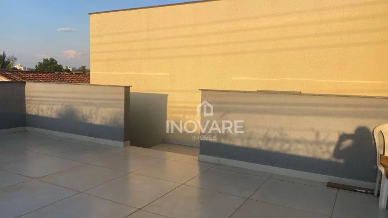Imagem Casa com 3 dormitórios à venda, 190 m² por R$ 1.800.000,00 - Residencial Jardim Primavera - Itumbiara/GO