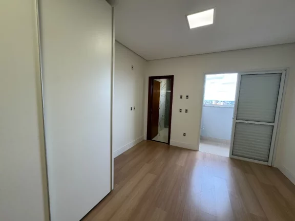 Imagem Apartamento tipo para venda em Estação com 3 quartos, sendo 2 suítes, 220m2