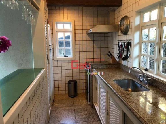 Imagem Casa com 4 dormitórios à venda, 380 m² por R$ 3.750.000,00 - Geribá - Armação dos Búzios/RJ