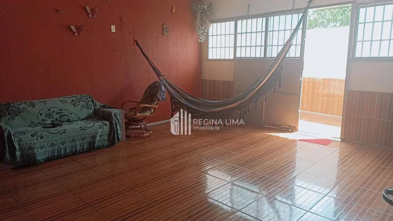 Imagem Casa de 3 dormitórios à venda por R$ 300.000,00 - Dirceu Arcoverde - Teresina/PI