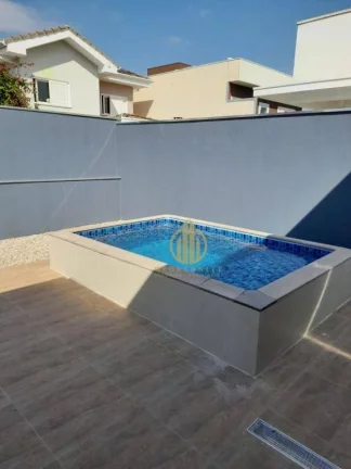 Imagem Casa com 3 suítes, escritório e piscina à venda no condomínio Terras de Siena