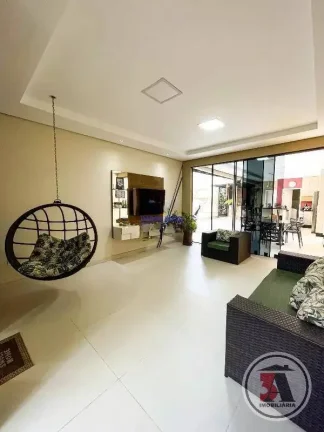 Imagem Cond. Maria Auxiliadora - Casa 220m2 c/ Piscina