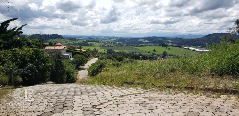Imagem Oportunidade imperdível! Terreno de condomínio em Atibaia com vista deslumbrante e infraestrutura completa!