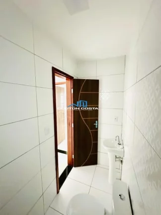 Imagem Casa para Venda em Feira de Santana, Mangabeira, 2 dormitórios, 1 banheiro, 2 vagas