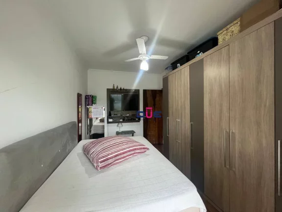 Imagem Apartamento com 2 dormitórios à venda, 74 m² por R$ 420.000 - Gonzaga - Santos/SP