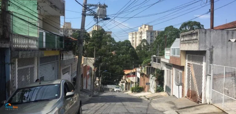 Imagem Casa 69m² assobradada-2 dormitorios-quintal-vaga de garagem-Taboao da Serra-SP R$ 400.000,00