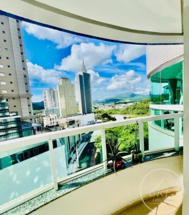 Imagem Raridade em Balneário Camboriú – Um por Andar, 50m da Praia, 3 Suítes!