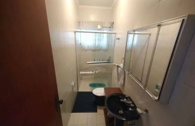 Imagem Casa com Edicula para locação