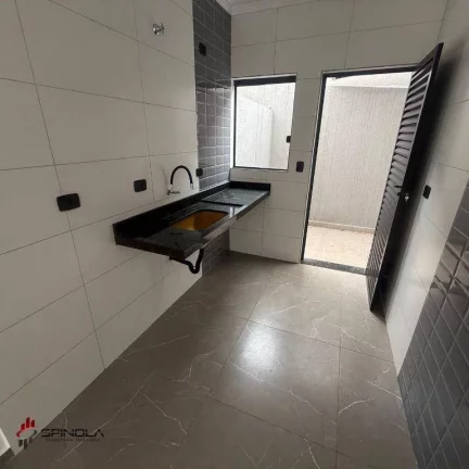 Imagem Sobrado com 2 dormitórios à venda, 57 m² por R$ 340.000,00 - Mirim - Praia Grande/SP