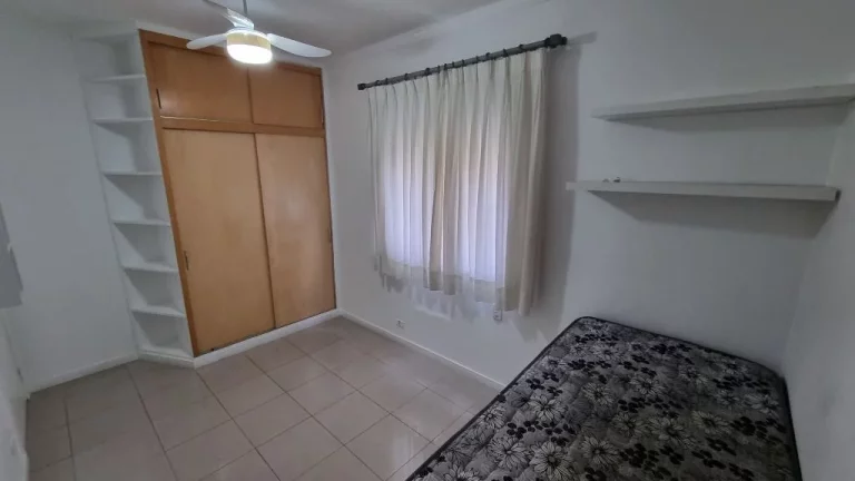 Imagem MARAVILHOSO APARTAMENTO NA PRAIA DE PITANGUEIRAS, 3 DORM. SENDO 1 SUÍTES, 1 VAGA DE GARAGEM, TOTALMENTE REFORMADO.