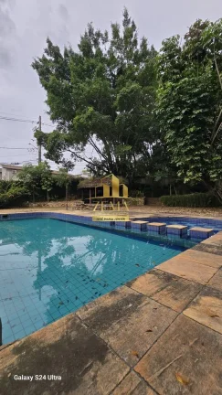 Imagem Casa com 400m2 de constr, terreno 1200m2, Esquina, Piscina, Vila Oliveira