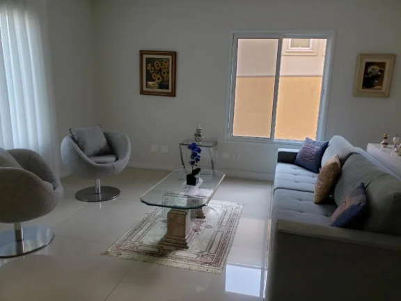 Imagem Casa no Res. Melville - 400m²