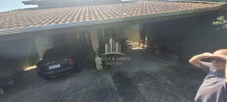 Imagem Casa TÉRREA 262 m² Escritura na Praia 2 Dormitórios 1 Banheiro + 1 Cômodo Grande com 1 Banheiro, Área de Churrasco Grande + 1 Banheiro, 4 Vagas, 5 minutos de Carro da Praia de Itanhaém-SP