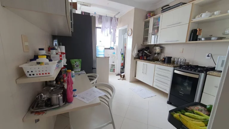 Imagem Apartamento à venda no Condomínio Vitória Tower - 2/4, 105m², 13º andar, 2 vagas de garagem!