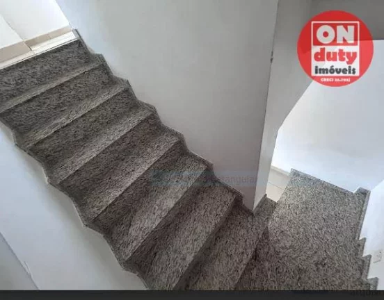 Imagem OPORTUNIDADE IMPERDÍVEL Casa com 3 dormitório, 1 suíte s à venda, 130 m² por R$ 520.000 - Vila Voturuá - São Vicente/SP