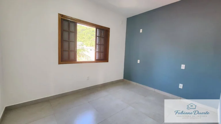 Imagem Casa recém reformada no Perequê Açú