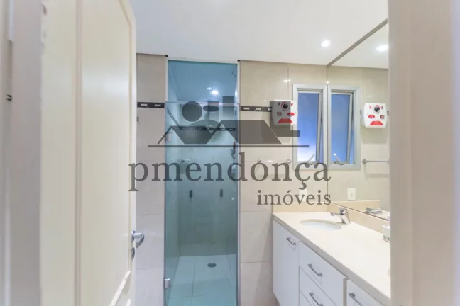 Imagem Apartamento reformado em Perdizes com 137m², 3 quartos (1 suíte) e 2 vagas