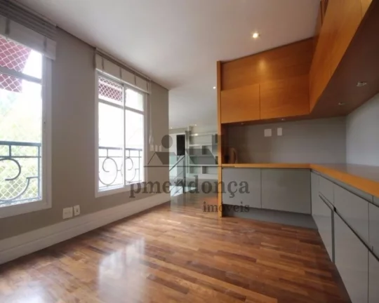 Imagem Apartamento Duplex em Higienópolis, 347m²