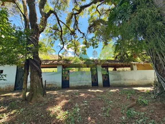 Imagem Sítio à Venda em Atibaia – 800m da Fernão Dias, 70 km de São Paulo