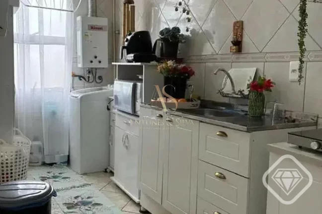 Imagem Apartamento iluminado e mobiliado, em localização prática e com infraestrutura completa.

São 2 ...
